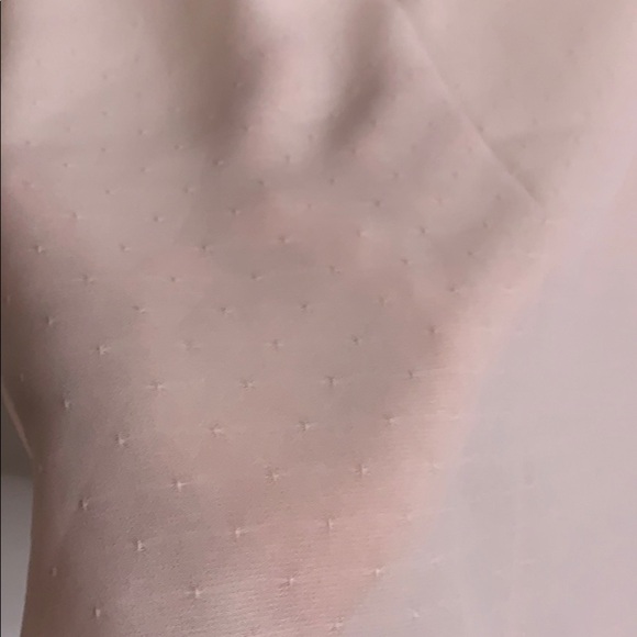 New Torrid Chiffon pleated sleeveless shirt blush pink 5X plus size top - Picture 4 of 10